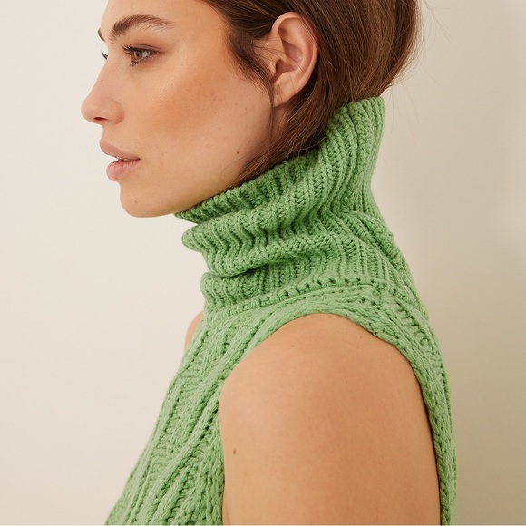 NA-KD Green Cable Knit High Neck Dress - Picture 8 of 9
